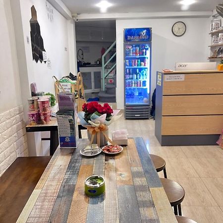 הו צ'י מין סיטי The Joys Hostel מראה חיצוני תמונה